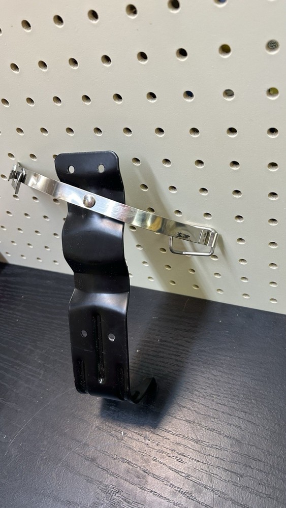 First Alert Fire extinguisher Bracket2