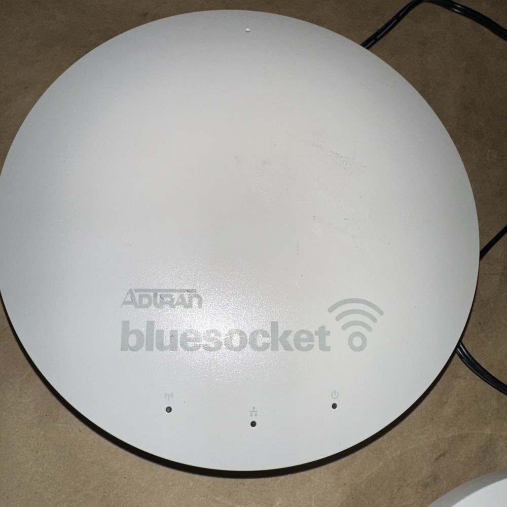 Adtran Access Points Lot of 2 – Powers On – Flashing Green Light