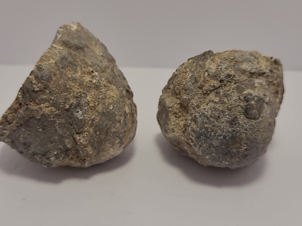 Very Nice Split Cut Small Geode