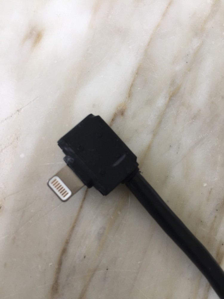 MERCEDES BENZ IPhone IPad MEDIA INTERFACE Lightning Connecting Charging Cable #1