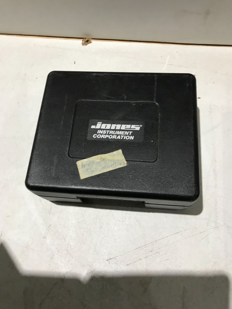 COLE PARMER TACHOMETER 8203 USED