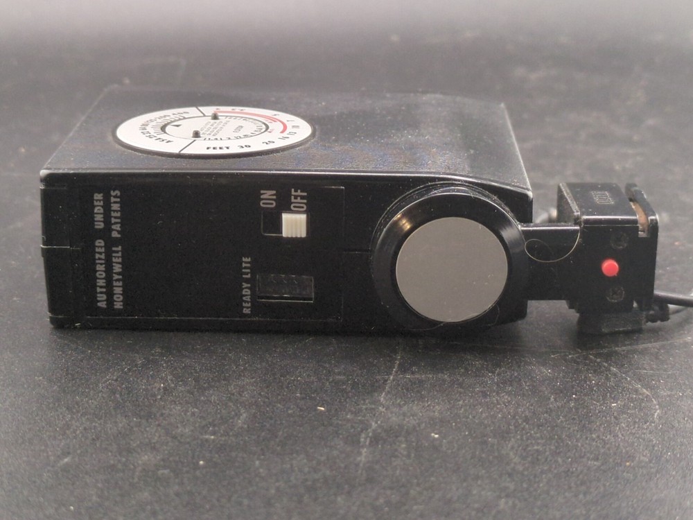 K Mart Focal Computer mini-C Camera Flash Unit Vintage Accessory Untested