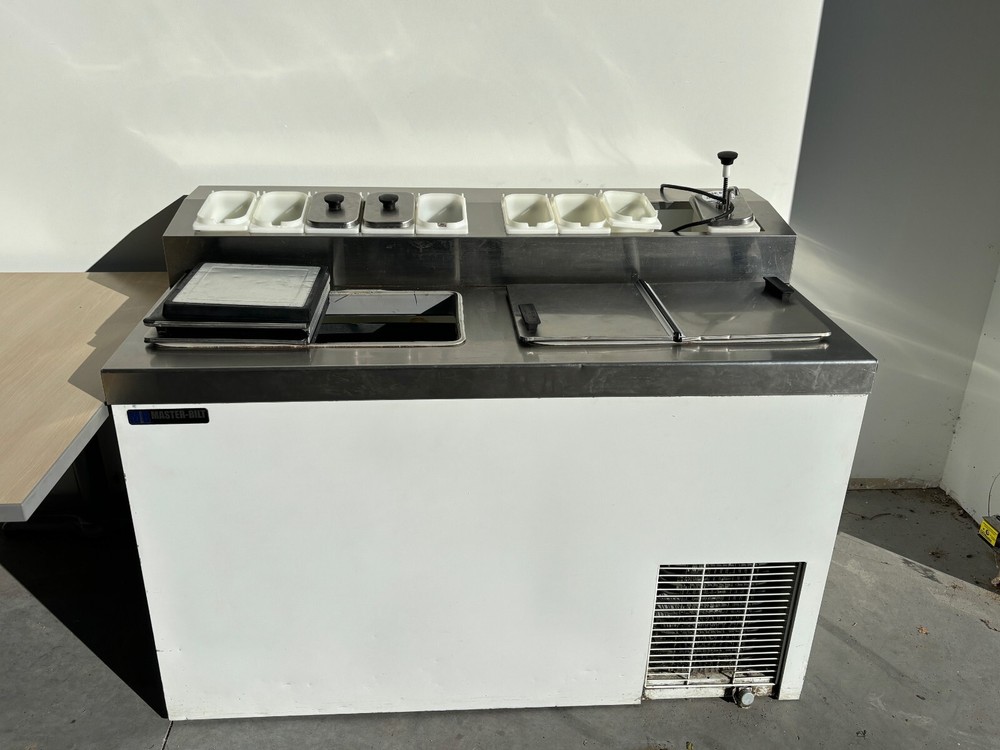 Master-Bilt Topping Unit w/ Refrigerated Base