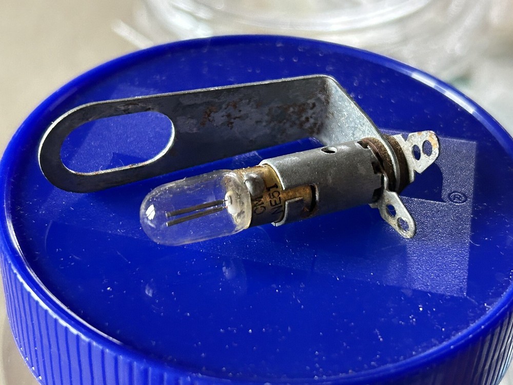Neon Lamp and Socket 120 volt  External Dropping Resistor Required