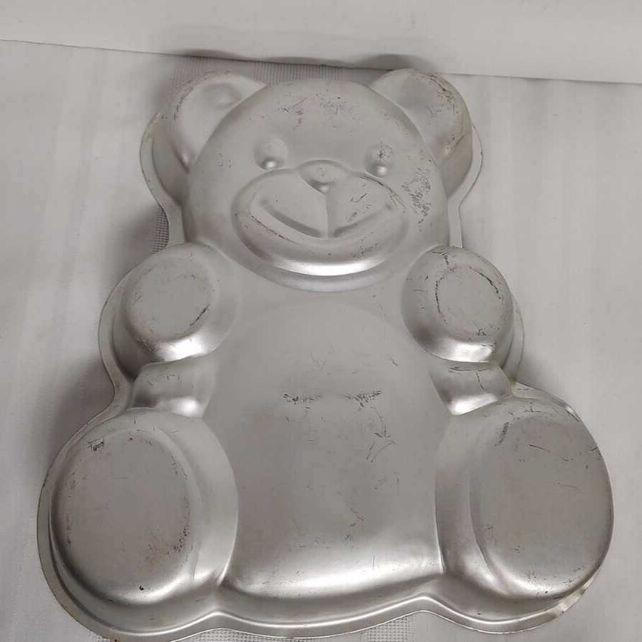 Wilton Cake Pan Huggable Teddy Bear 1982