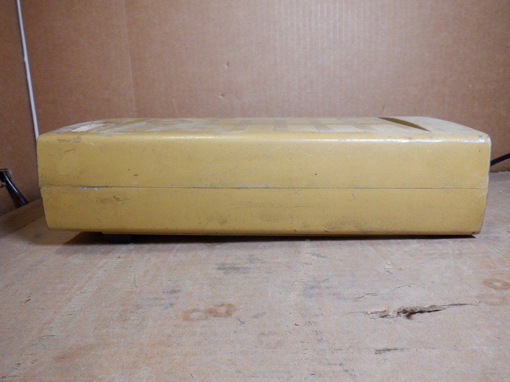 SYSTRON DONNER MODEL 6244A FREQUENCY COUNTER