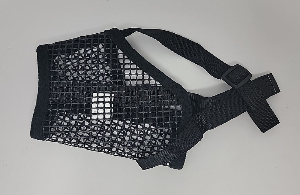 DM01-XL BLACK MESH DOG MUZZLE, NIP Open Mouth