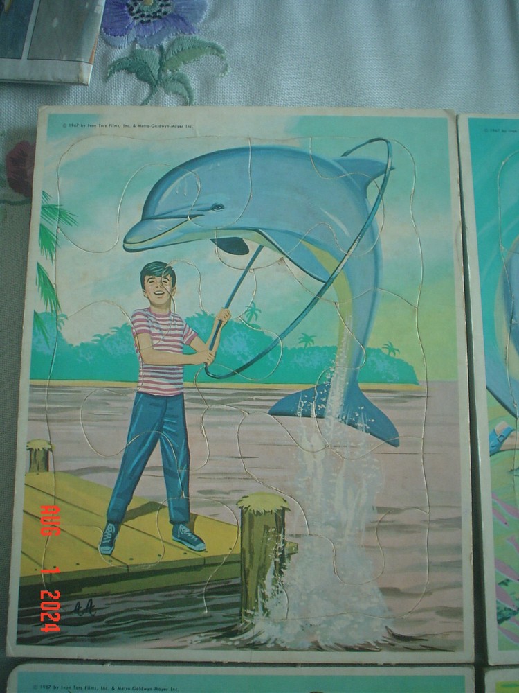 1967 4 FLIPPER FRAME TRAY JIGSAW PUZZLE SET #4792 -COMPLETE-NICE SHAPE WITH BOX