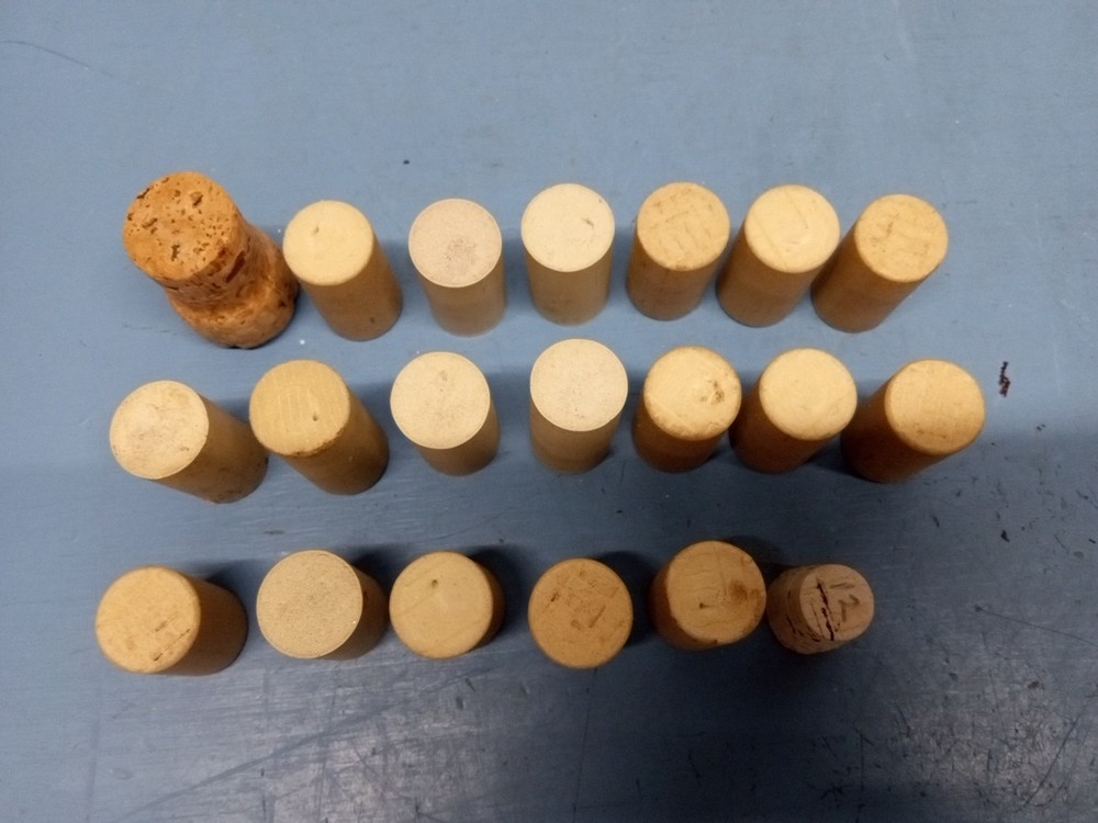 Lot of 20 Unmarked Wine Corks (LL)