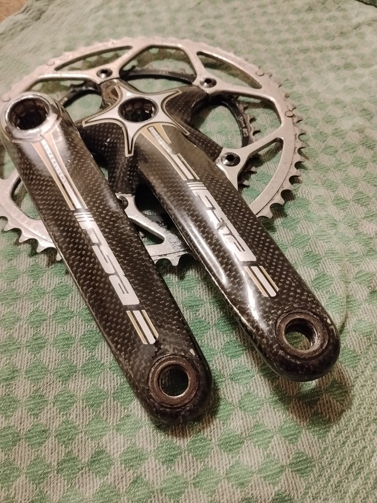 FSA SUPERLIGHT Carbon Crankset