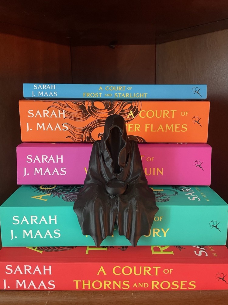 ACOTAR - Suriel figure