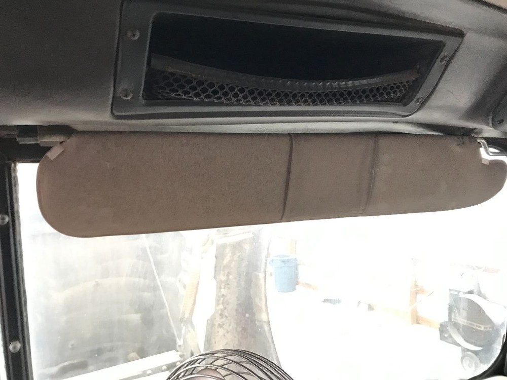 International 9200 Right/Passenger Interior Sun Visor - Used