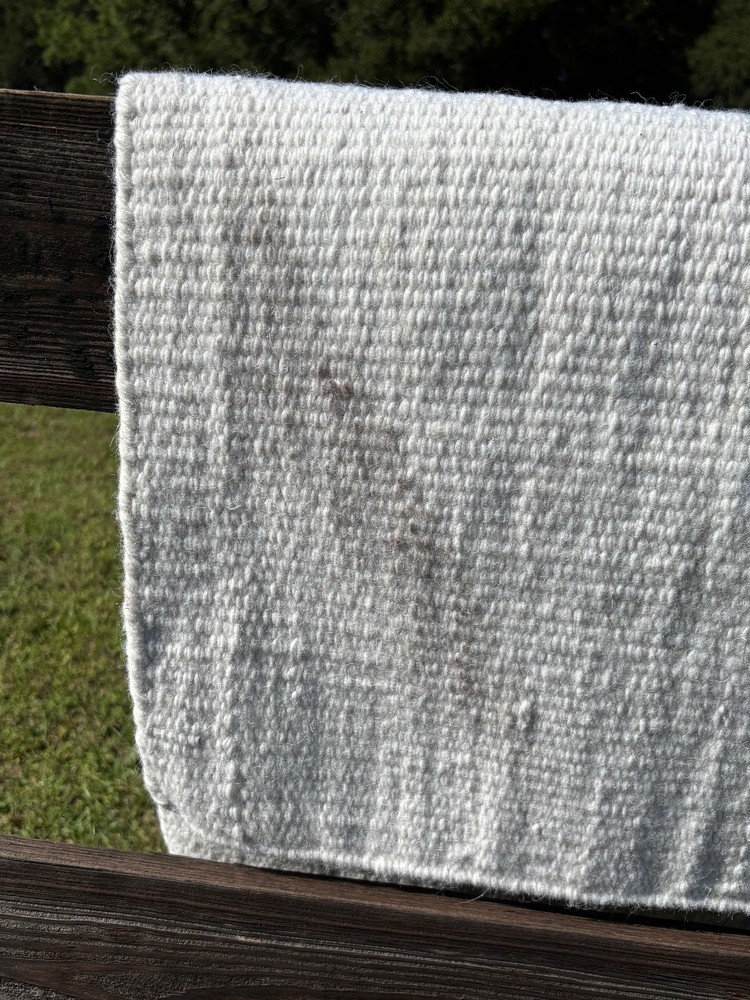 Used White Harris Wool Show Pad 34" X 36"