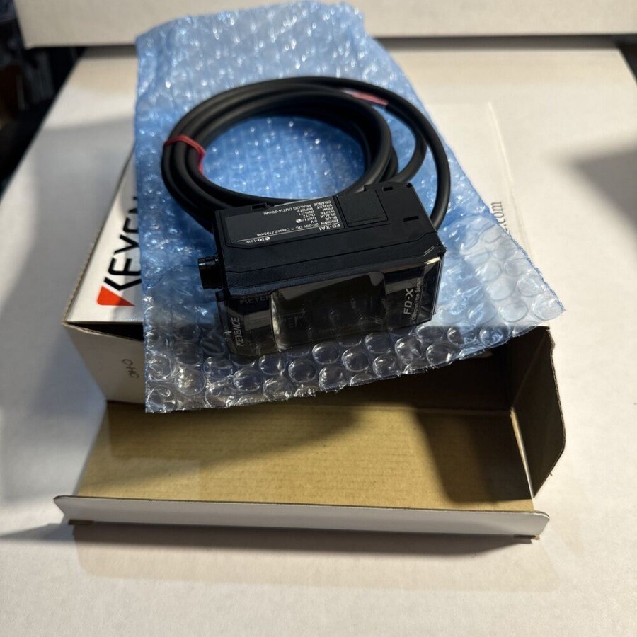 Keyence FD-XA1 Clamp-on Micro Flow Sensor Controller Fast Shipping 1pcs