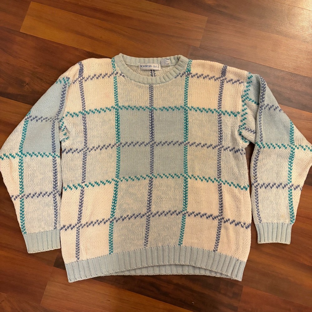 Northern Isles Plaid Knit Sweater Size Medium Light Cream Pullover Long Sleeve
