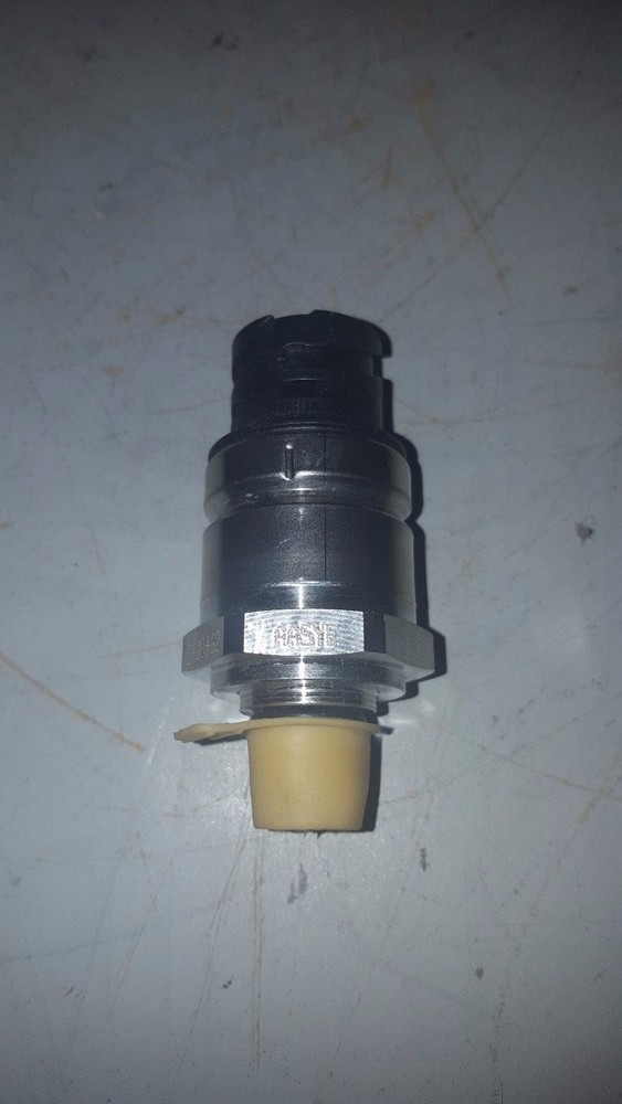 Cummins Onan Trans Pressure Switch, 3408462