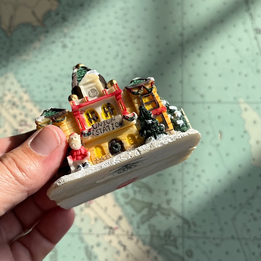Vintage Hinged Union Tiny Station Ceramic Building