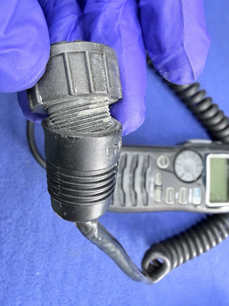 ICOM HM-162B Commandmic III Second Station Handset- AS-IS CONNECTOR ISSUE