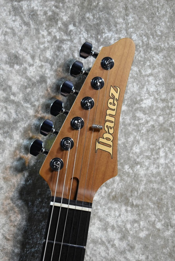 Ibanez PRESTIGE AZ2402AR COARSE GRAIN WHITE FLAT