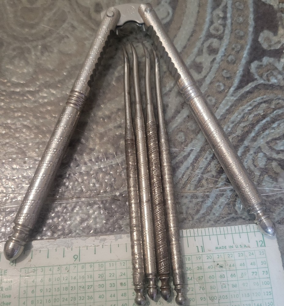 HMQ Nutcracker Walnut Pecan Seafood Shellfish Metal Cracker Tool & 4 Picks