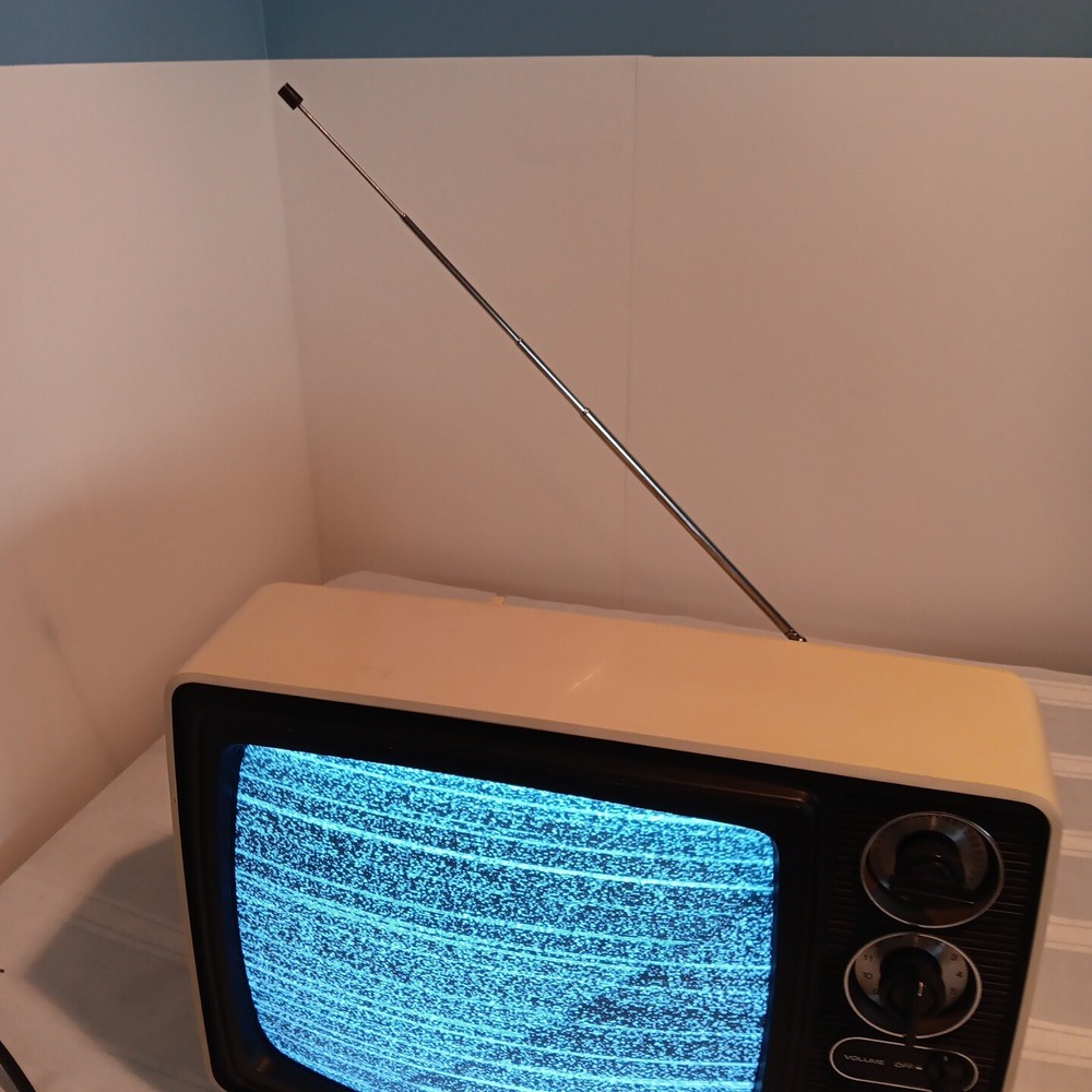 Sears Roebuck. 12 Inch. Solid State Television. White Case. Rare! Tested.