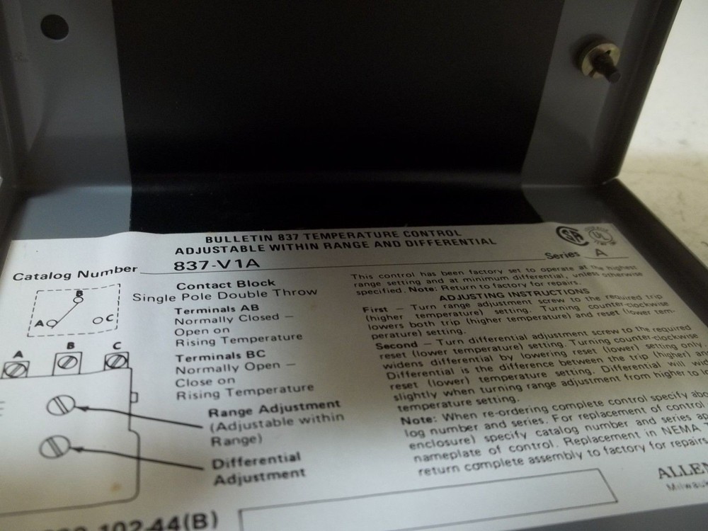 ALLEN BRADLEY 837-V1A SER.A TEMPERATURE CONTROLLER UNMP