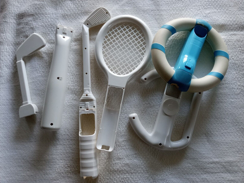 Wii Accessories Bundle Console Controllers Nun-Chucks, Base,WORKS! FREE SHIP!