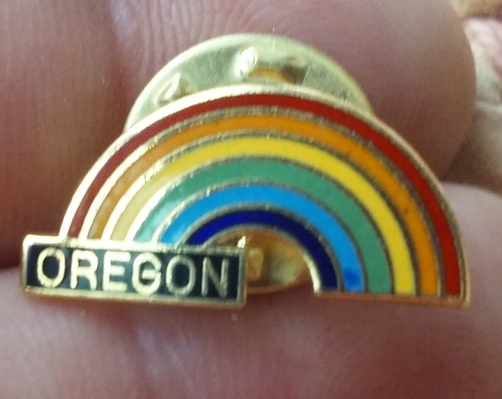 State of Oregon lapel pin Rainbow