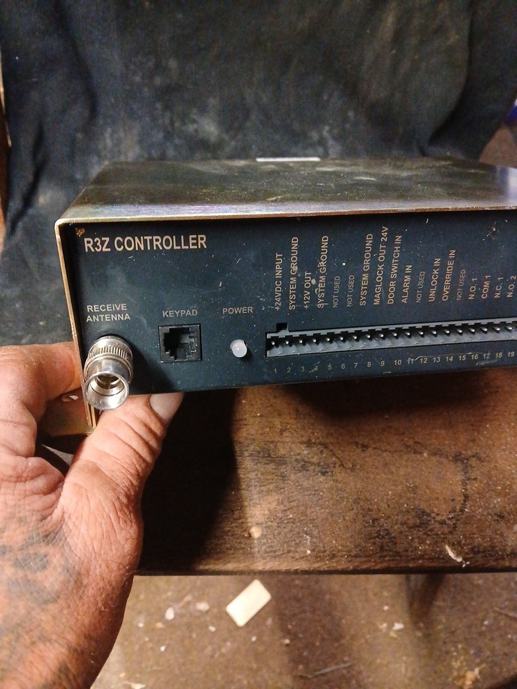 Stanley Roam Alert R3Z Controller Only