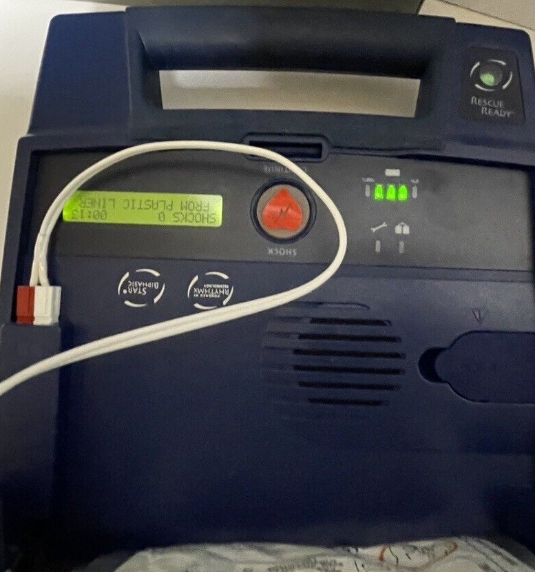 Burdick Cardiovive AT AED