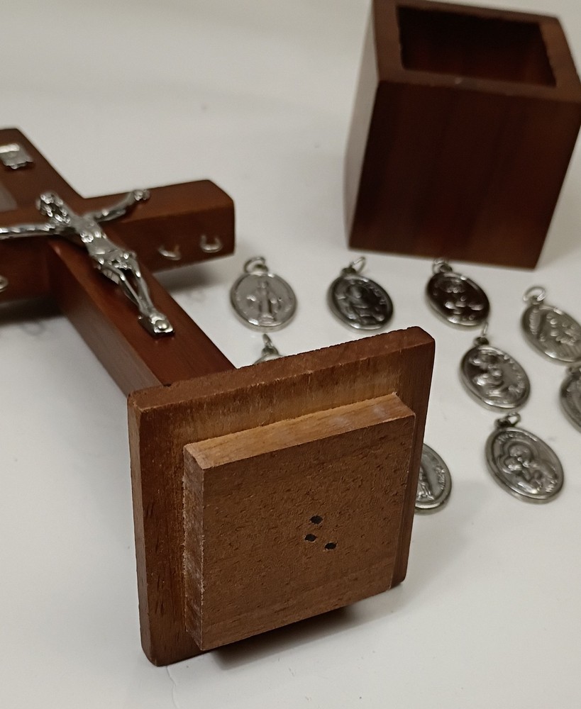 Intentions Crucifix Box With 11 Medals