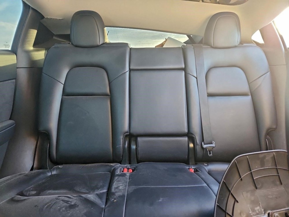 TESLA Y 2021 Camera/Projector 368057