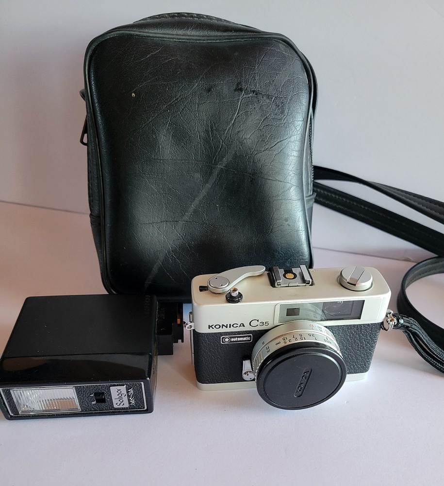 Camera: Konica C35 Automatic, Vintage, Case, Flash & Case, Manual