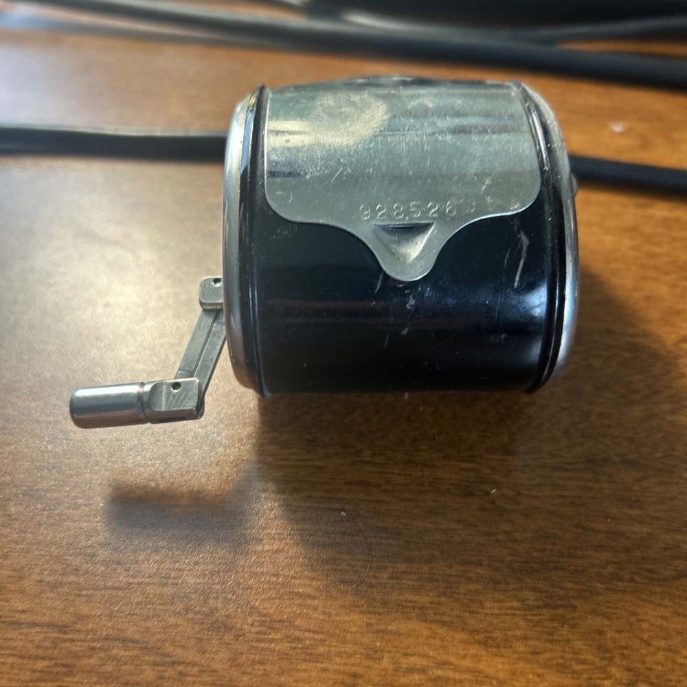 Double-edge Safety Razor Blade Stripper