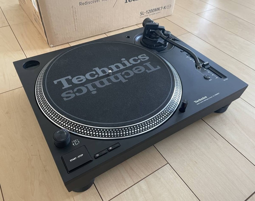 Technics SL-1200MK7-K Direct Drive Turntable System BLack