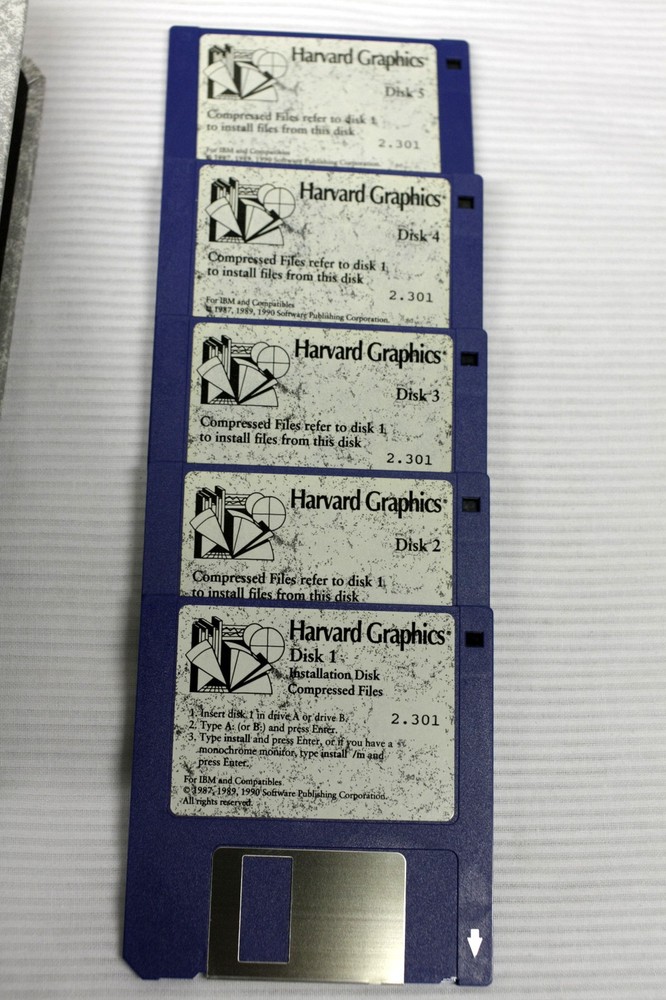 Harvard Graphics Software and Manuals - ships worldwide!