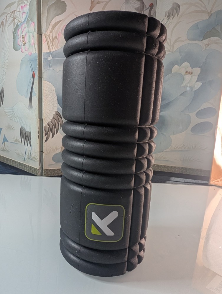 TriggerPoint GRID Foam Roller - Black - Deep Tissue Massage & Recovery - Clean