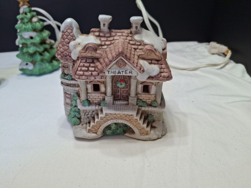 Dickens Victorian Collection - 6 Piece Lot