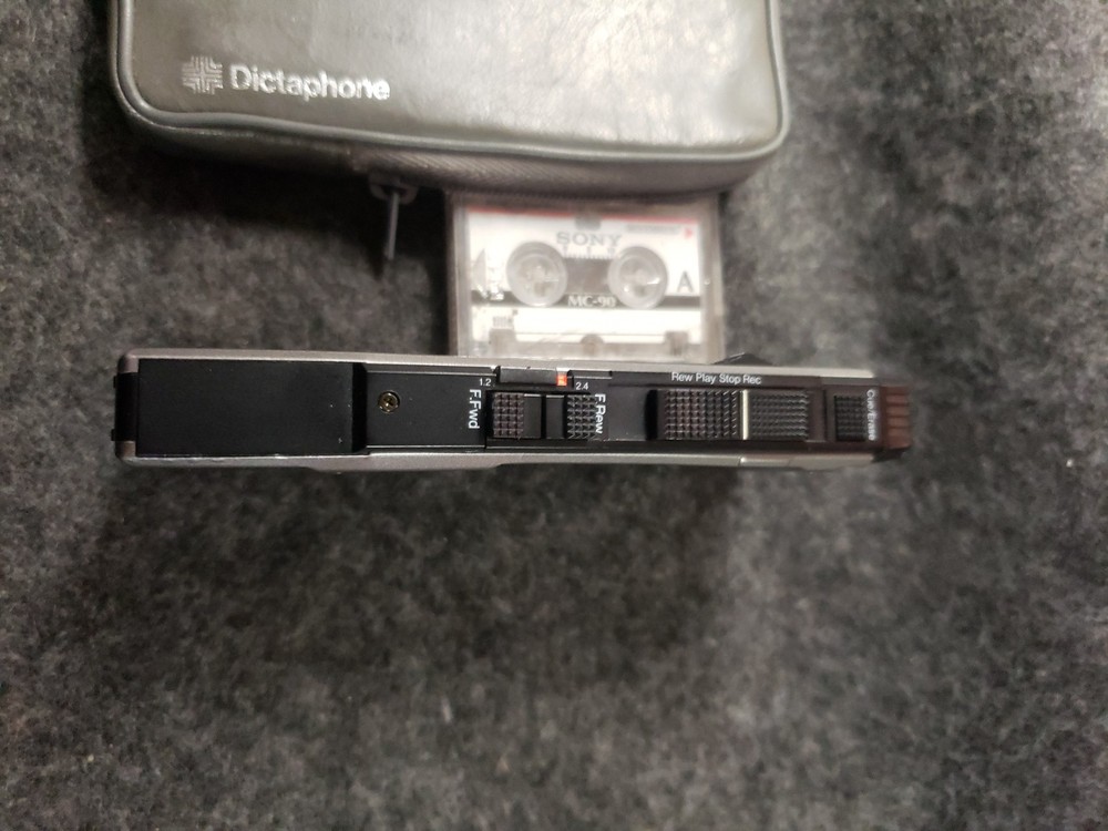 Dictaphone 3253 Voice Processor Micro Tape Recorder w/ Case - Powers On (C13B5)