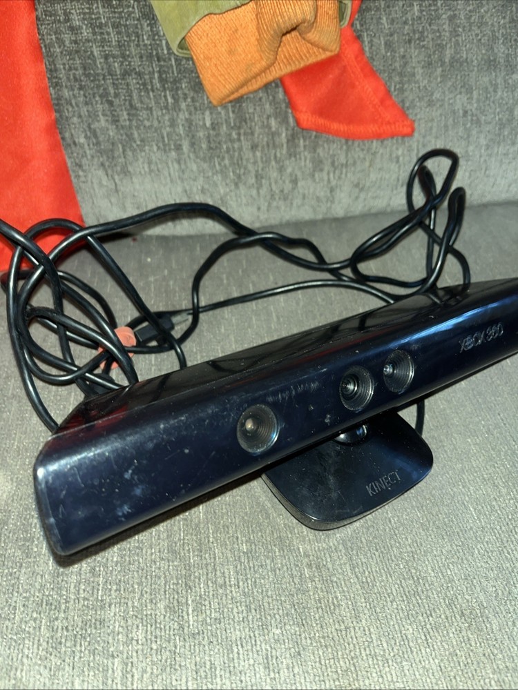 Official Microsoft Xbox 360 Kinect Motion Sensor Bar! ~ Works Great! Fast Ship!