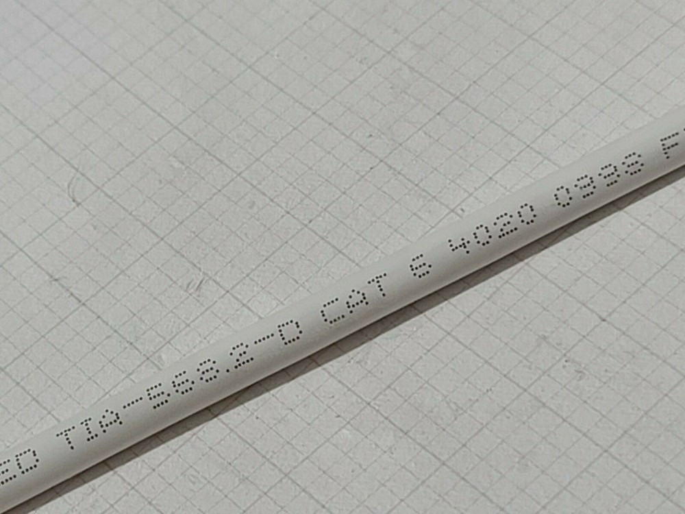 Berk-Tek 24/4P LANmark 6 CAT6 Plenum U/UTP Network Cable CMP White /100ft