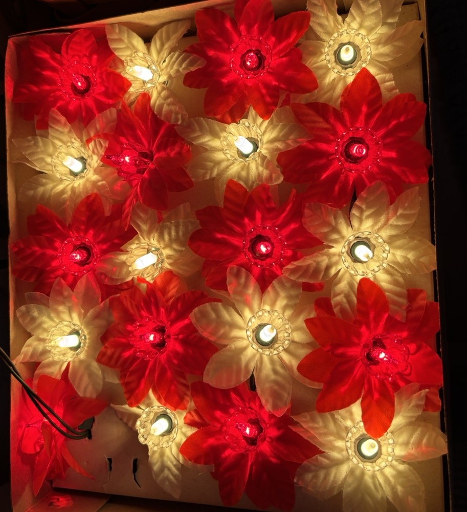 Silk Red & White Poinsettia   Light Set  string Open Box New christmas