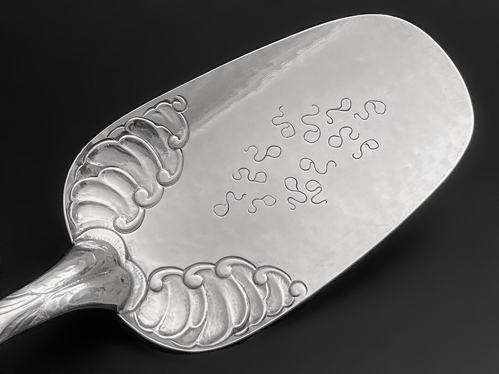 Georg Jensen 102 Shell Pattern 830 Silver Cake Slice / Pie Server, 27 cm