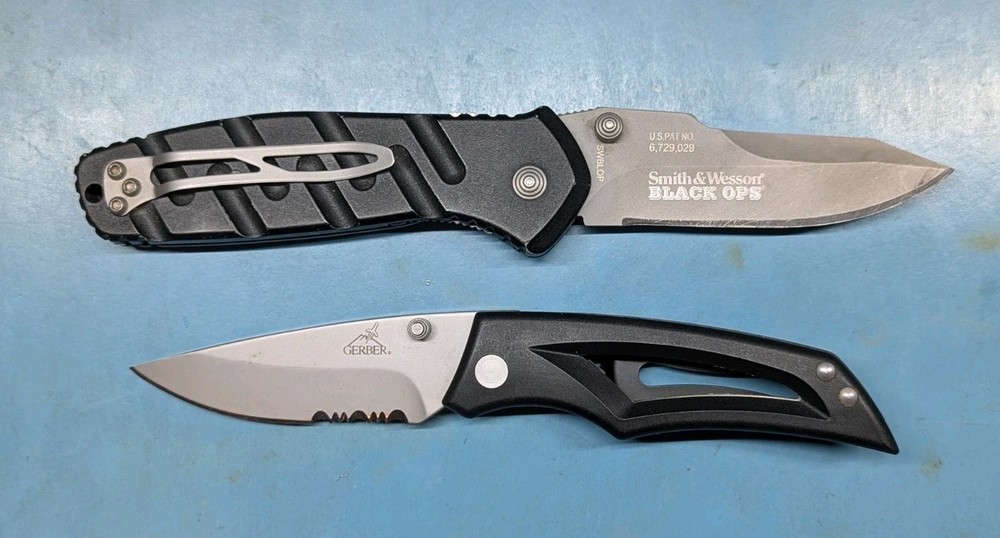Knife Lot - Smith And Wesson SWBLOP- Gerber Vector- Retired Designs