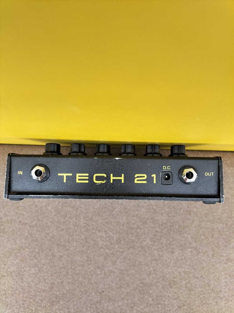 TECH21 SANS BASS DRIVER DI PROGRAM Prelifier