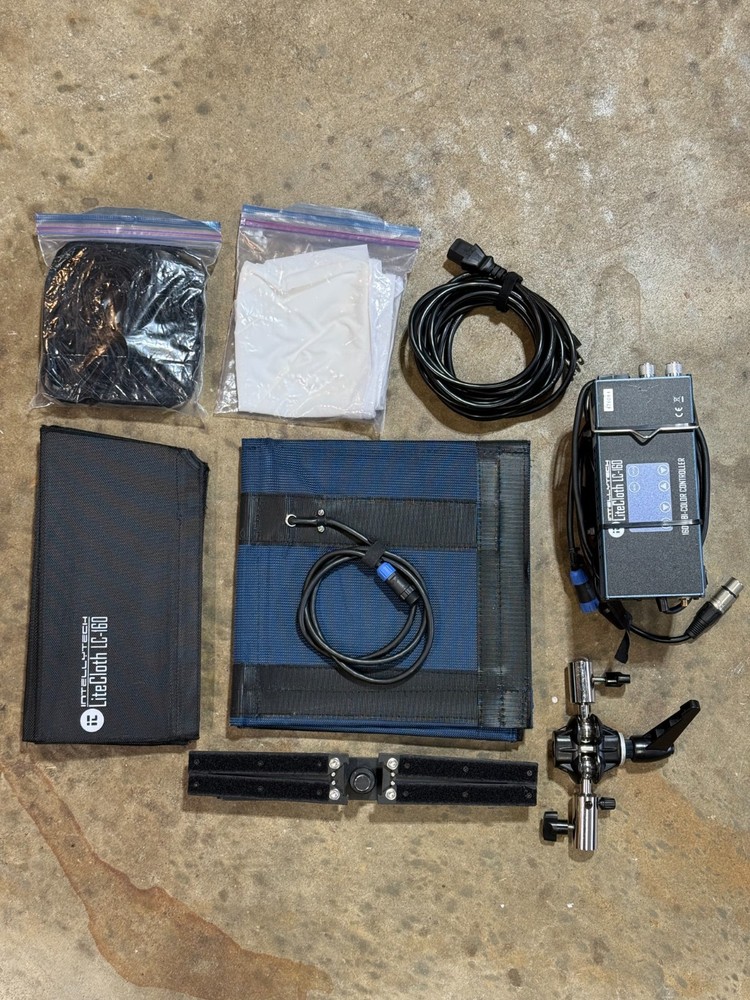 Intellytech LC-160 LiteCloth 2x2 LED Light Foldable Flexible Mat Panel with Case