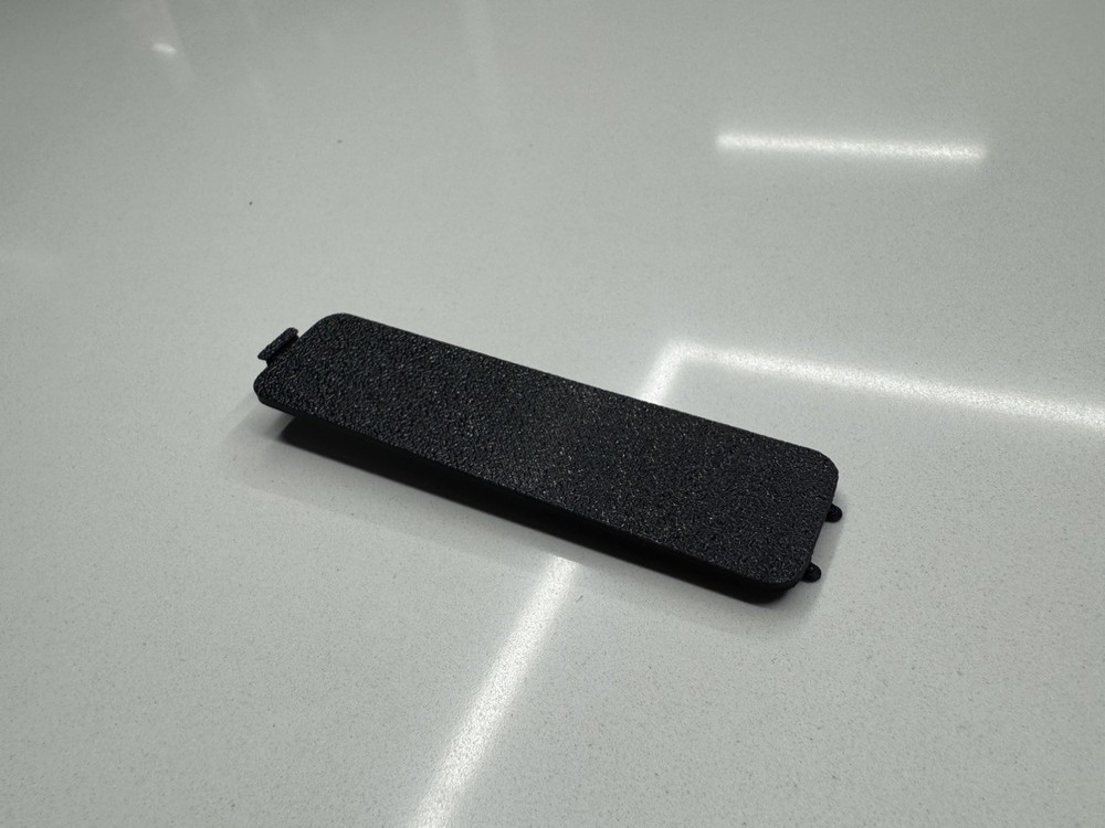 Cradlepoint E300 Sim Door Replacement