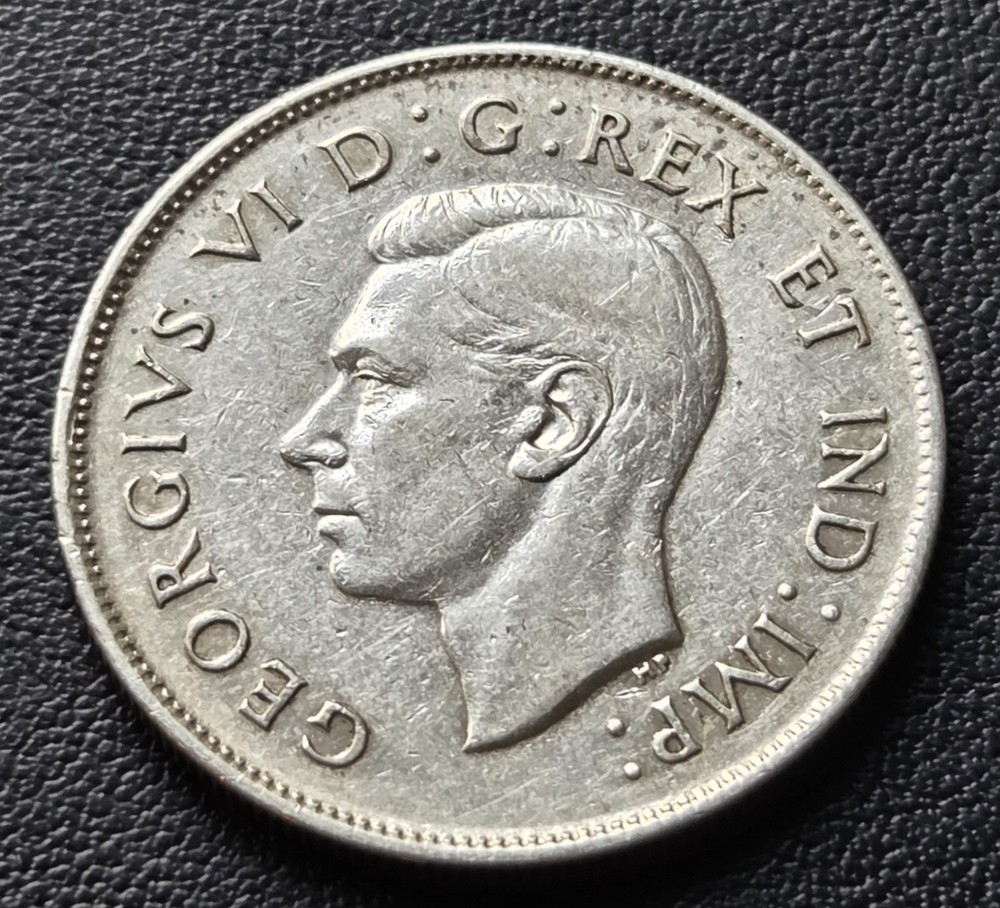 1943 Canada Silver 50-Cent Half Dollar Coin ***Great Condition*** 80% Silver