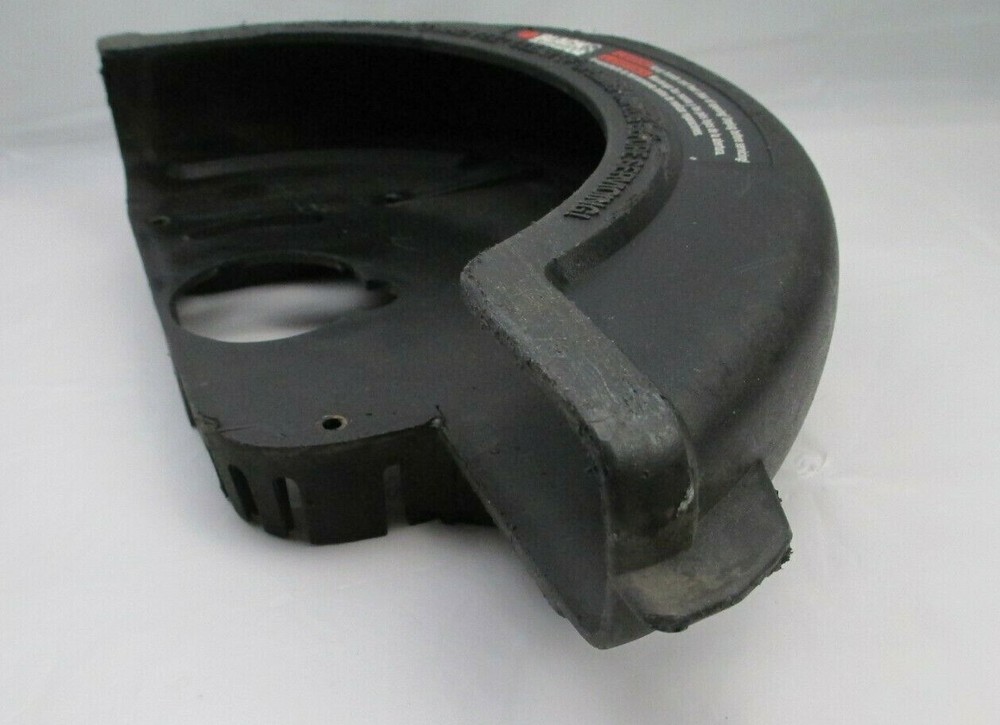 BLACK & DECKER EDGE HOG ( PLASTIC BLADE GUARD ) pulled from LE750 type 4