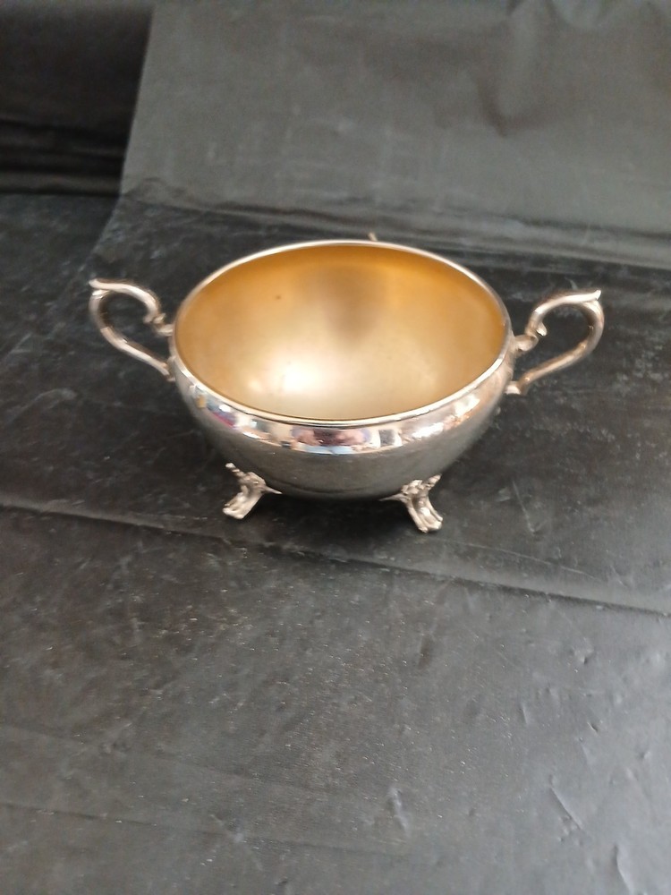 Manning Bowman Silver Plated Sugar Bowl